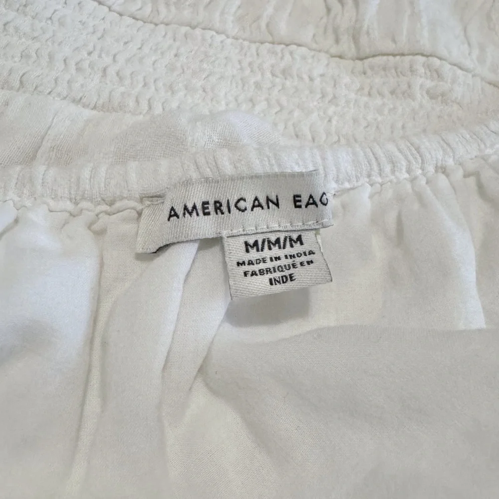 American Eagle Puff Sleeve Eyelet Bubble Blouse Size Medium White